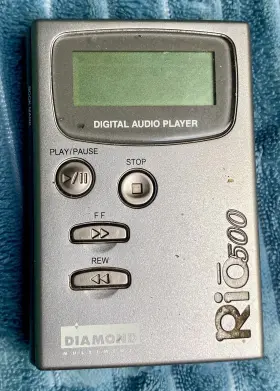 Rio500 Diamond Multimedia Rio 500 Digital Audio/mp3 Player - Vintage 1999