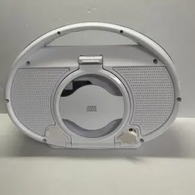 B4113 Digital Audio Insignia Compact Disc