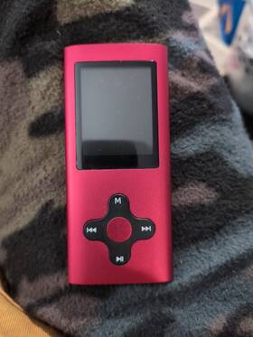 Eclipse 878376003099 Portable Media Player - 4gb Micro Sd Red
