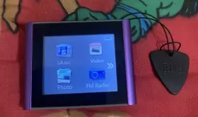 T180-w Eclipse 4gb Digital Media Mp3 Player Purple. Works Great