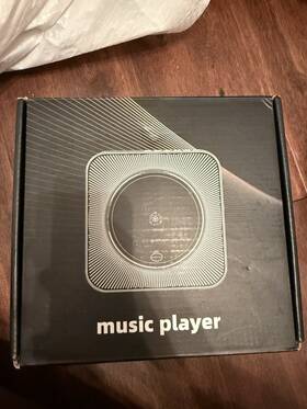 Gueray Kc906 White Portable Compact Music Player In Box Stylish Electronic Device Boxed