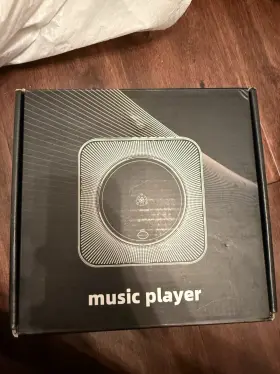 Kc906 Gueray White Portable Compact Music Player In Box Stylish Electronic Device Boxed