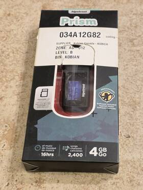 Hipstreet Mp350-4rd Prism Mp3 Player 4gb Black / Red