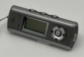 Ifp-790 Iriver 256 Mb Silver Portable Recorder Mp3 Digital Media Player - Tested