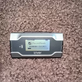 T30mx Iriver Vintage Mp3 Player Recorder 512mb Works See Photos Read
