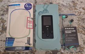 Jwin Jx-mp264 Jukeman Mp3 Video Player 4gb Media With Skullcandy Jib Earbuds Bundle