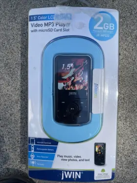 Jxmp222 Jwin 1.5 Inch Video Mp3 Player / Fm Radioand Micro Sd Card Slot