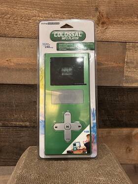 Living Solutions Atc-0295 Colossal 1gb Mp3 Player Model Green New Nos Sealed