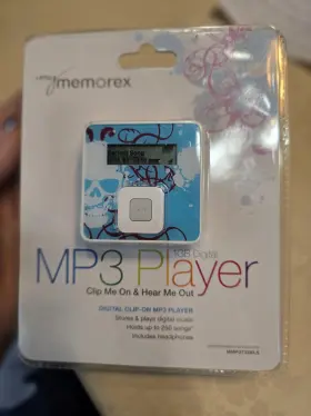 Mmp3732bls Memorex Clip Me On And Hear Out 1 Gb Mp3 Player New Sealed