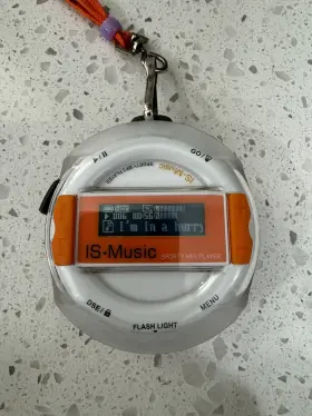 Mp545-512 Mercury Sporty Digital Mp3 Player Wma Fm Radio 62 Songs Already Added