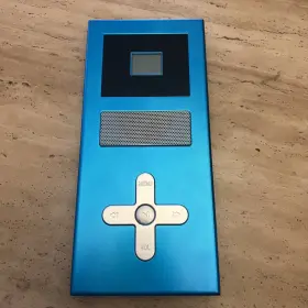 Atc-0258 New Living Solutions Colossal 256 Mb Mp3 Player Model-atc-0258 Blue