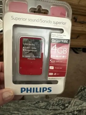 Saivbe04pc Philips Saivbe04pc/17 Gogear Vibe 4gb Pink Mp3 Video Player