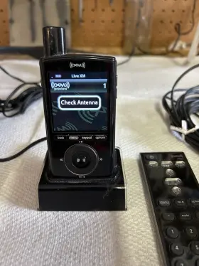 Ba5gn08q Pioneer Xm Mp3 Player With Wearable Live Kit