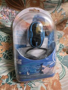 Pyle Pswp25 Sports Surf Sound 4gb Waterproof Mp3 Player/fm Radio Lcd Display Rare
