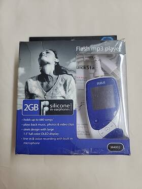 Rca M4002 Opal Gem Line Flash Mp3 Player 2gb Deep Sea Blue/white Slender 2007
