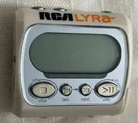 Rd1071b Rca Lyra Compact Mp3 Player Rd 1071b Pocket Size 128 Mb Battery Operated