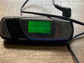 Rca Th1102a Mp3 Player Flip Out Usb - Working