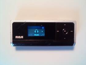 Rca Th1802-a Usb Mp3 Player 2gb Pearl Music Tested
