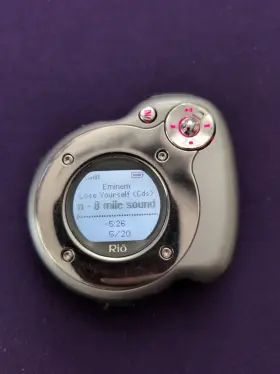 90260554 Rio Vintage Forge Sport Mp3 Player 256mb Silver Fm Tuner Sd Slot Tested