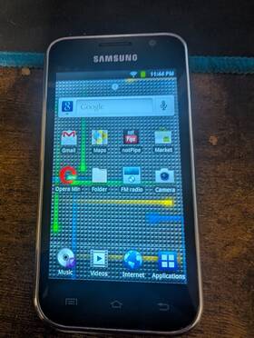 Samsung Eb494353v Galaxy Player 4.0 White Media Wi-fi Fm Radio Usb Mp3 Microsd