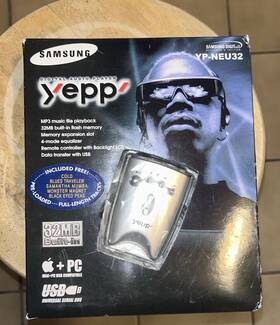 Samsung Yp-neu32 Yepp Digital Audio Player Mp3 32mb Built-in Flash Memory 2001