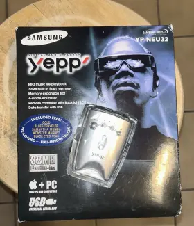 Yp-neu32 Samsung Yepp Digital Audio Player Mp3 32mb Built-in Flash Memory 2001