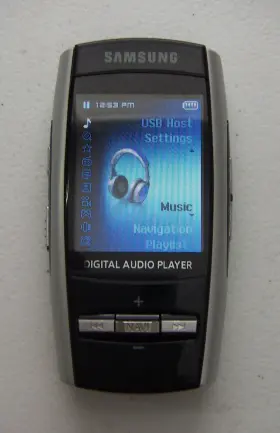 Yp-t8 Samsung 1gb Digital Media Mp3 Player Blue. Works Great Good Condition