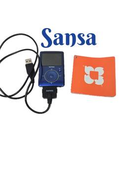 Sandisk 2630 Sansa Fuze Mp3 Player Fm Radio Voice Recorder Blue Small Cord And Instructions