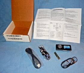 Sandisk 619659026448 Sansa C140 1.0gb Mp3 Player Digital Music 250 Songs - Never Used