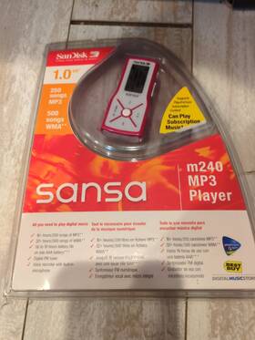 Sandisk 619659030216 Sansa M240 Pink Mp3 Player 1.0 Gb Digital Media Music - New