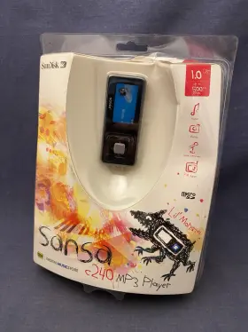 C240 Sandisk 619659030223 Sealed Vintage Sansa Mp3 Player Black 1.0 Gb Lil Monsta Music