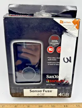 Sandisk 619659049935 Sansa Fuze 4gb Fm/mp3 Player Black Nob