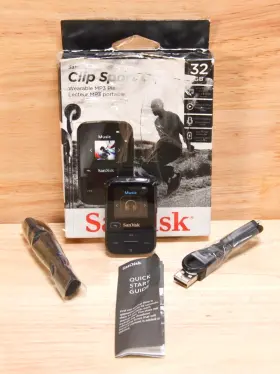 Sandisk 619659185763 Clip Sport Go 32 Gb Mp3 Player And Fm Radio Black