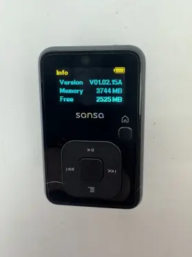 Bh01tcaxk-4gb Sandisk Sansa Clip 4gb Mp3 Player Black With Microsd Slot And Tested Works