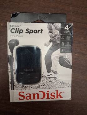 Sandisk Sdmx24-004g-a46k Clip Sport Mp3 Player Black 4gb New Open Box