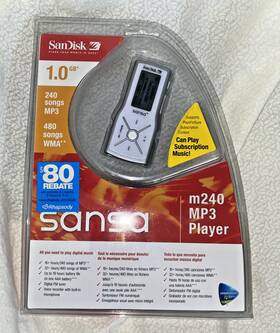 Sandisk Sdmx3spd1024a40 New Sansa M240 Silver 1gig Digital Media Player Sealed