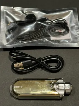 Nw-e505 Sony #3000439 Silver / Gold Network Walkman 512mb Digital Music Mp3 Player