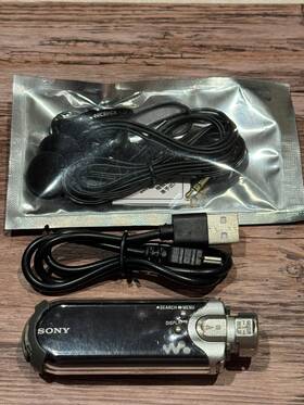 Sony #3008806 Black Network Walkman Nw-e407 1gb Digital Music Mp3 Player