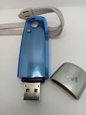 Nw-e002f Sony 5149171 Rare Walkman Mp3 Digital Music Player Blue Works
