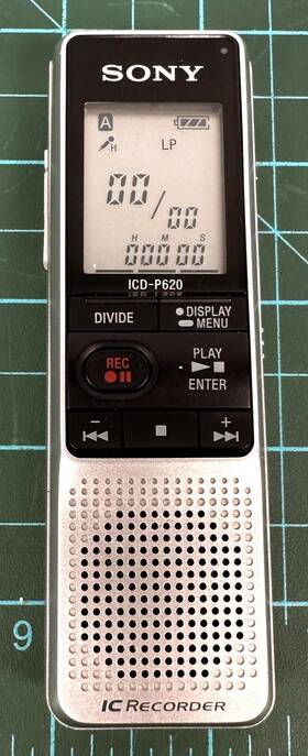 Sony Icd-p620 Ic Recorder Digital Voice Silver Handheld Dictation Mic