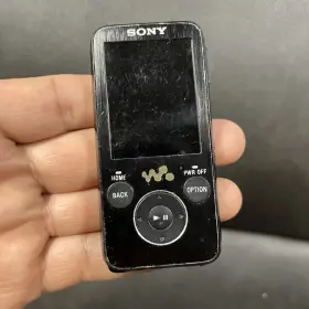 Nanw-s638f Sony Walkman Nw-s738f 16gb Mp3 Player Black Used Japan No Power Cord