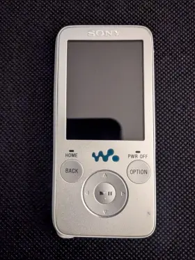Nw-s636f Sony Nw-636f Walkman White Fm Radio Only Joggers Special