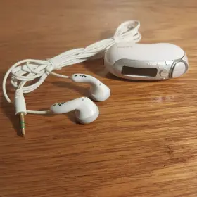 Nw-e305 Sony Vintage Walkman Bean Mp3 Player - See Video Works Color Coconut