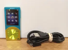 Nw-s644 Sony L Walkman Digital Media Player 8gb Blue/yellow - Japanese Only