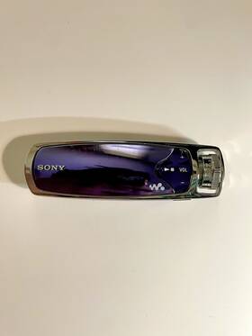 Sony Nw-s703f Walkman Mp3 Player 1gb Violet Purple - Excellent Condition Rare