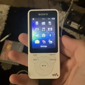 Nw-s784 Sony Walkman Digital Media Player Mp3 8gb White Japanese Tested Used