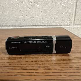 Sony Nwd-b103f Walkman Digital Music Player 1 Gb Preowned In Very Good Condition