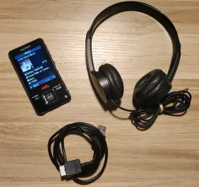 Nwz-a828 Sony Nwz-828 Walkman 8gb Bluetooth Mp3 Player - Black