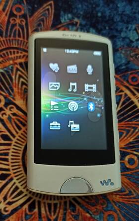 Sony Nwz-a864 Walkman 8gb White Touchscreen Bluetooth Mp3player
