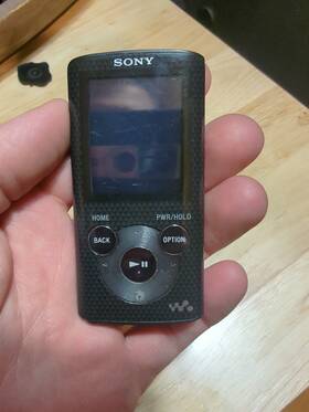 Sony Nwz-e38 Walkman Mp3 Digital Media Player Black Untested As Is